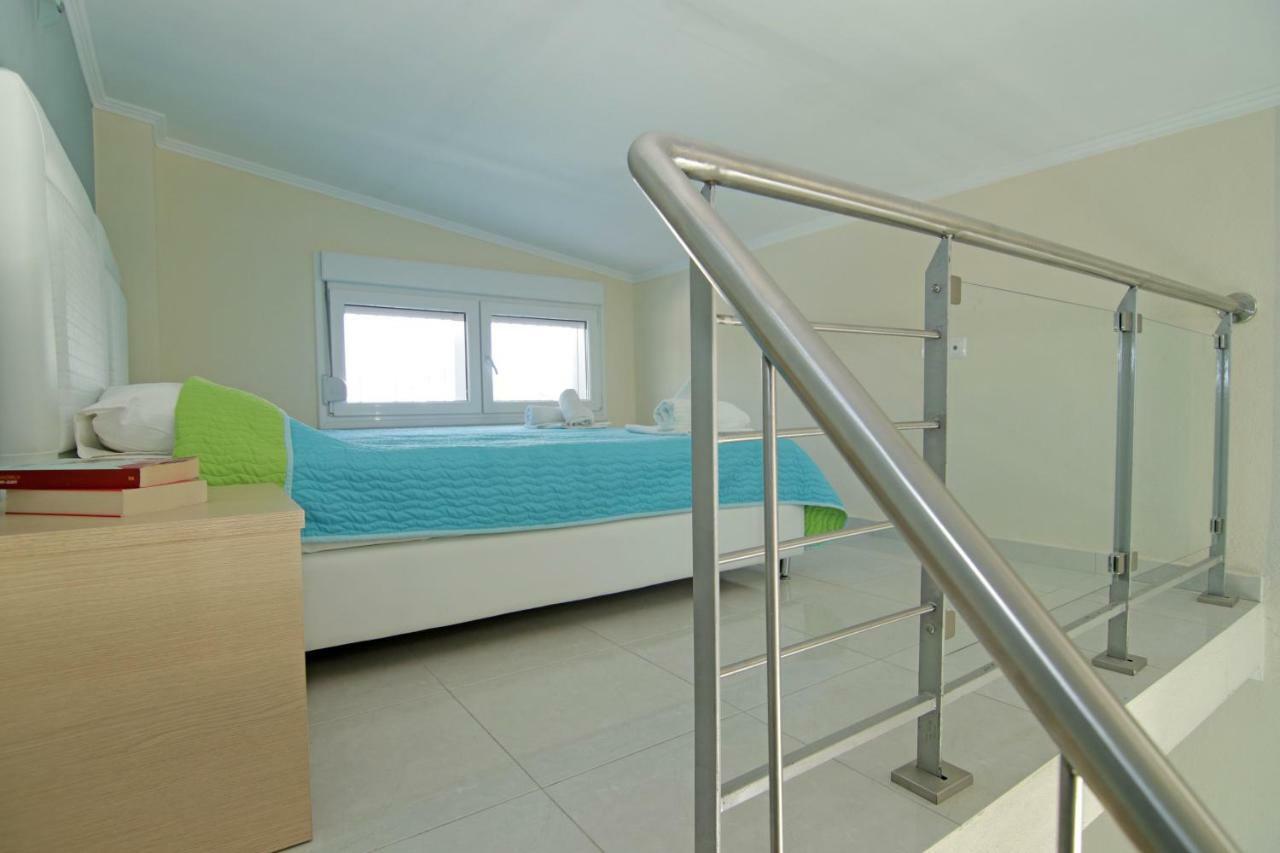Mavridis Rooms 尼基季 外观 照片